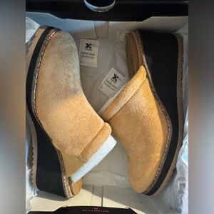 Corkys Skedaddle shoes